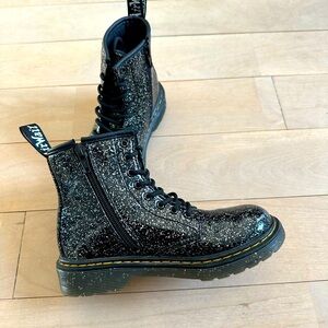 Dr. Marten’s Girls 1460 Glitter Lace Up Boots